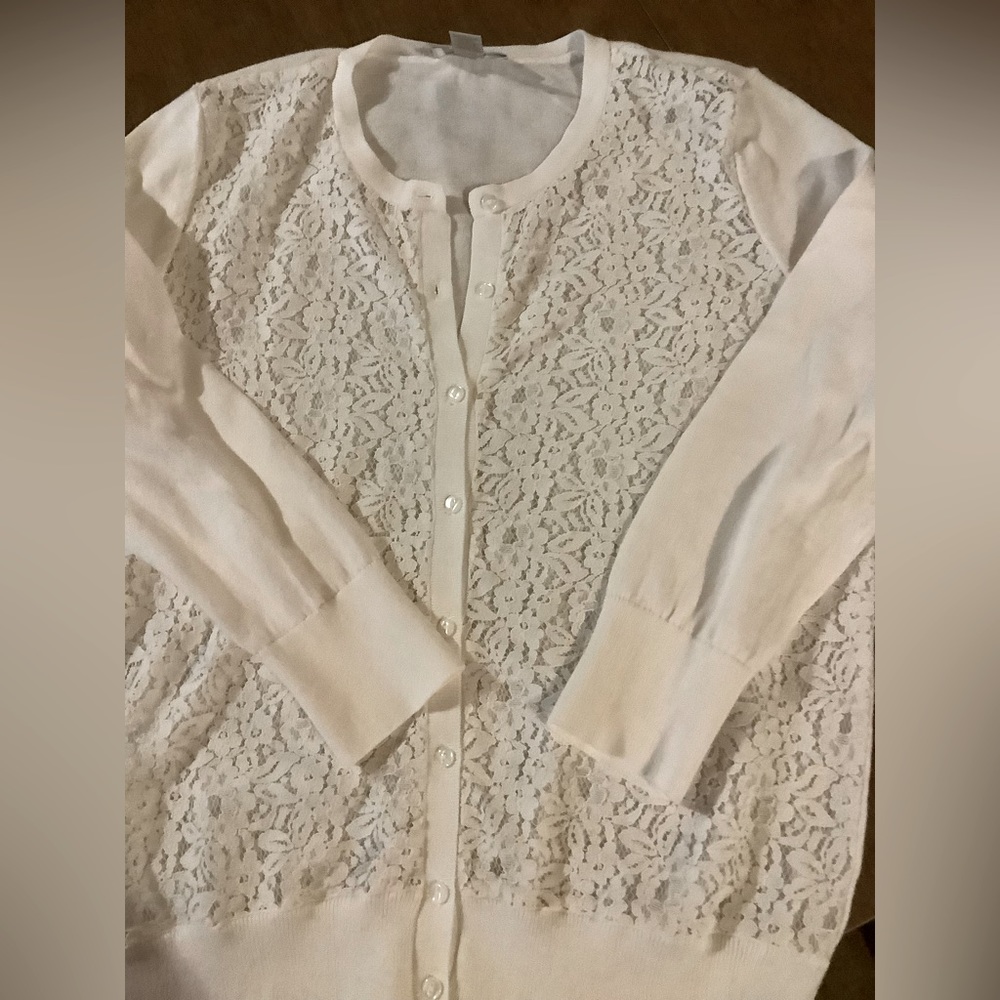 LOFT Medium Lace Front Cream colored Cardigan EUC